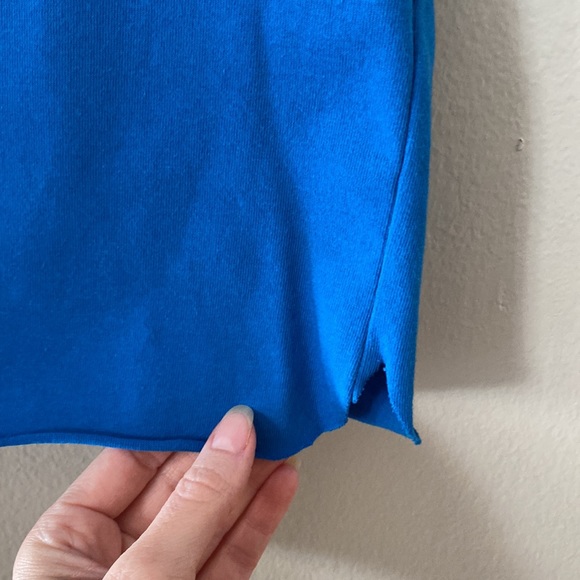 boy’s nike tee cut and cropped for women’s wear! - Picture 7 of 8